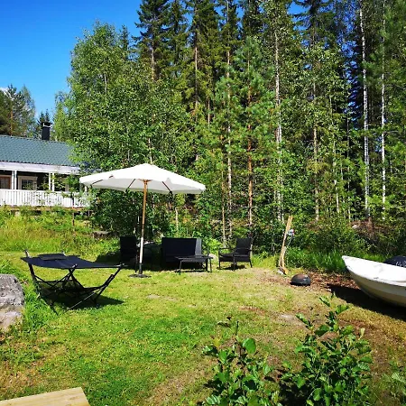 Holiday home Lakeside Metsaeranta